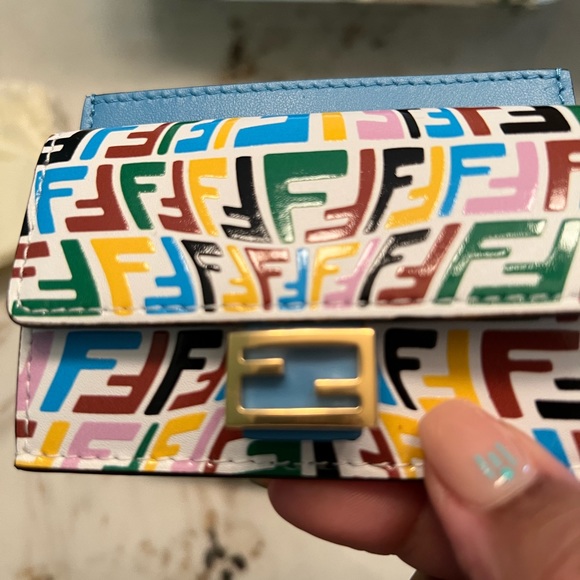 NIB RARE FENDI x Sara Coleman Limited Edition FF Fish Eye Card Case. - Picture 6 of 9